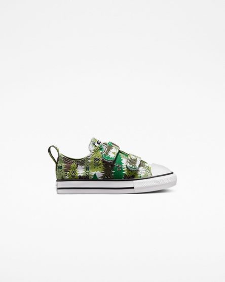 Girls' Converse Chuck Taylor All Star Easy-On Forest Camo Low Top Shoes White / Green | AU 90364R